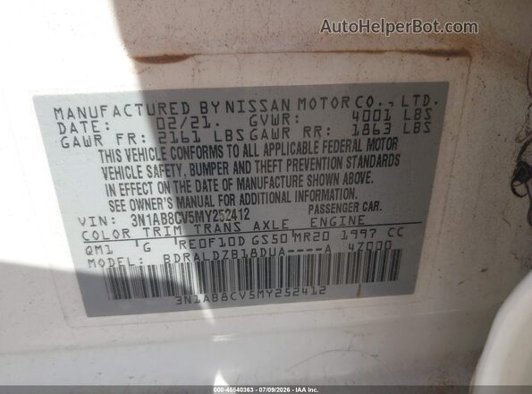 3N1AB8CV5MY252412 2021 NISSAN SENTRA Серебряный Вид подкапотного пространства