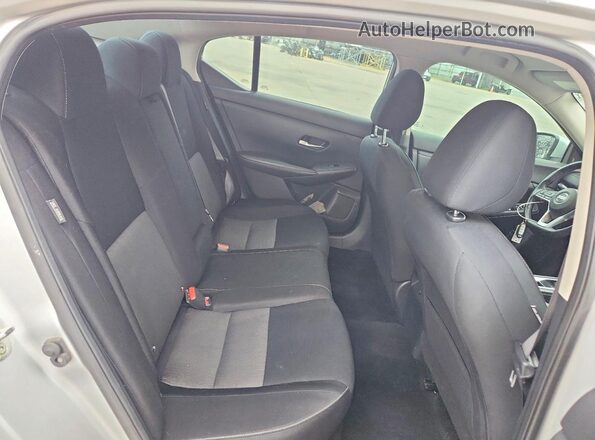 3N1AB8CV5MY272675 2021 NISSAN SENTRA Silver Widok tylnych siedzeń
