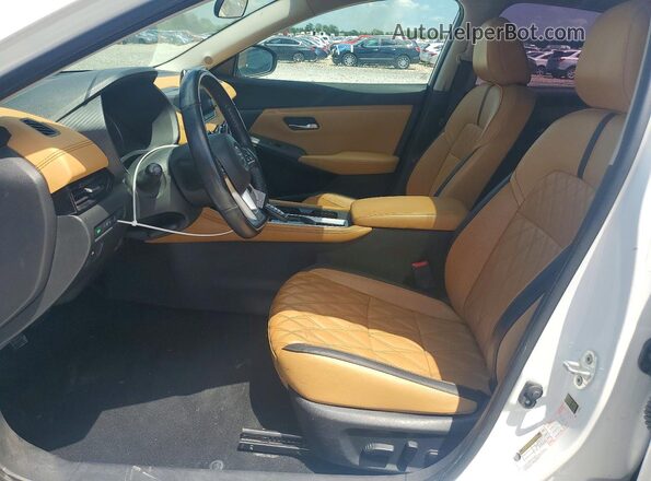 3N1AB8CV5MY294241 2021 NISSAN SENTRA Белый Вид салона спереди