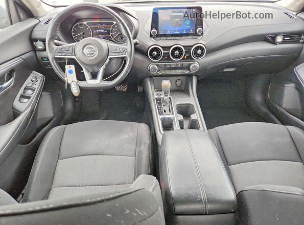 3N1AB8CV5NY237443 2022 NISSAN SENTRA Серебряный Вид панели приборов