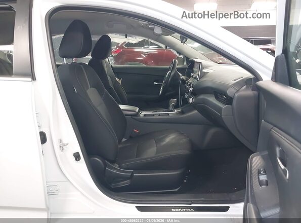 3N1AB8CV5RY249727 2024 NISSAN SENTRA Белый Вид салона спереди