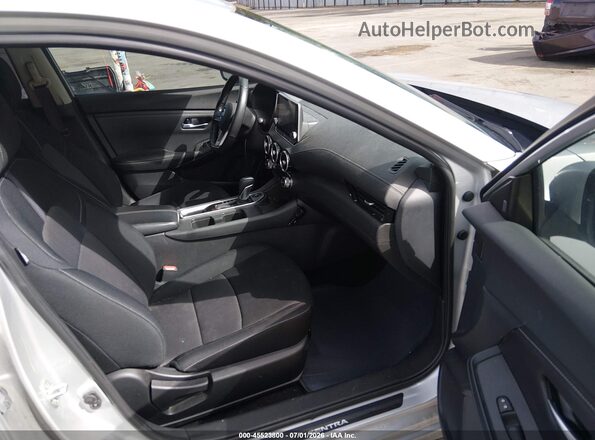 3N1AB8CV6PY228172 2023 NISSAN SENTRA Silver Vista interior delantera