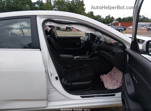 3N1AB8CV6RY345379 2024 NISSAN SENTRA White Widok wnętrza z przodu