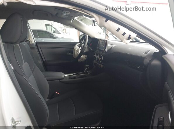 3N1AB8CV6SY366254 2025 NISSAN SENTRA White Widok wnętrza z przodu