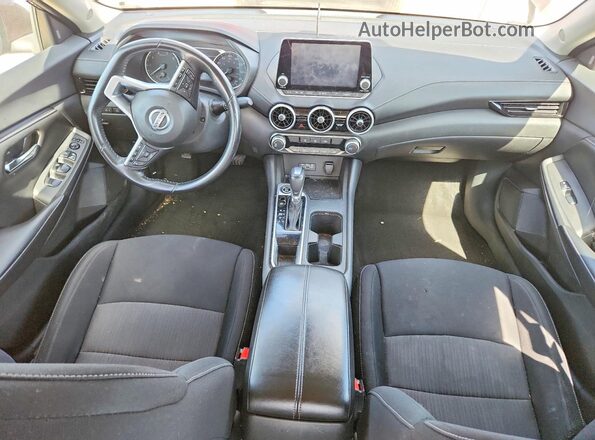 3N1AB8CV7NY224404 2022 NISSAN SENTRA Burgundy Vista del salpicadero