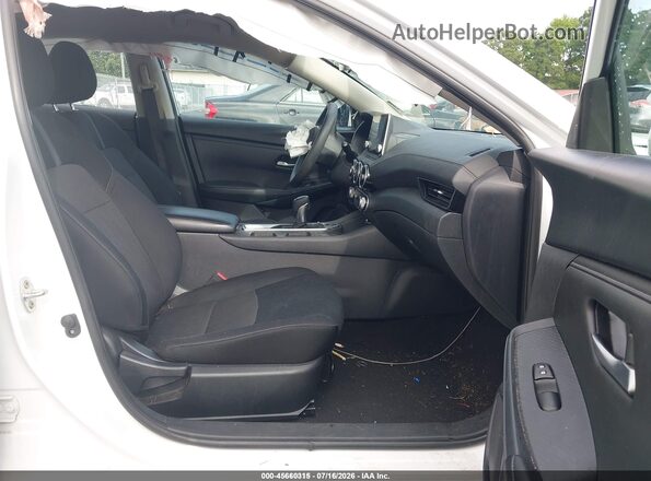 3N1AB8CV8RY219606 2024 NISSAN SENTRA White Front interior view