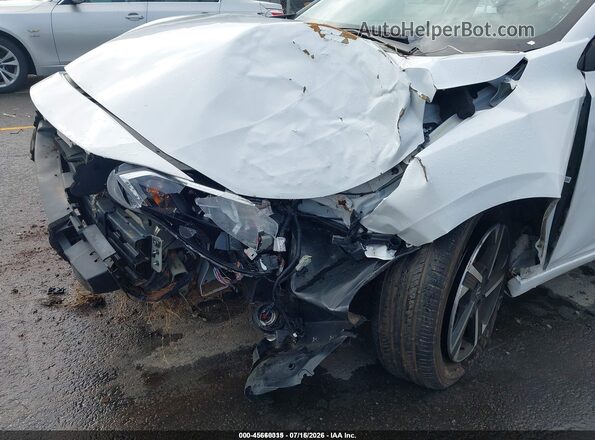 3N1AB8CV8RY219606 2024 NISSAN SENTRA White Front view