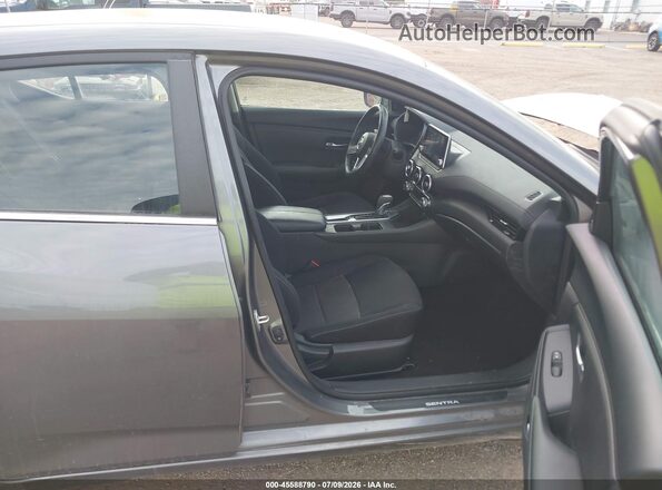 3N1AB8CV8RY301206 2024 NISSAN SENTRA Gray Vista interior delantera