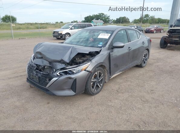 3N1AB8CV8RY301206 2024 NISSAN SENTRA Gray Vista tres cuartos delantera izquierda