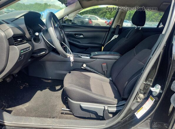 3N1AB8CV8RY309998 2024 NISSAN SENTRA Черный Вид салона спереди