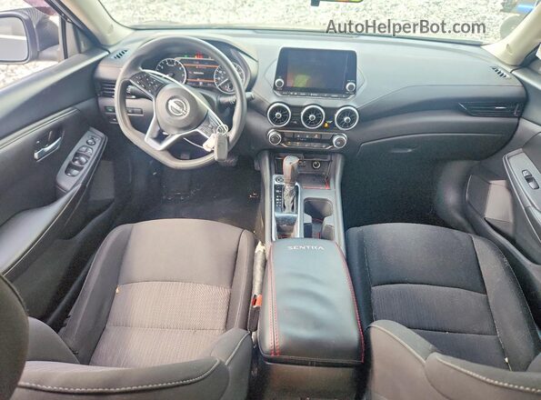 3N1AB8CV8RY309998 2024 NISSAN SENTRA Черный Вид панели приборов