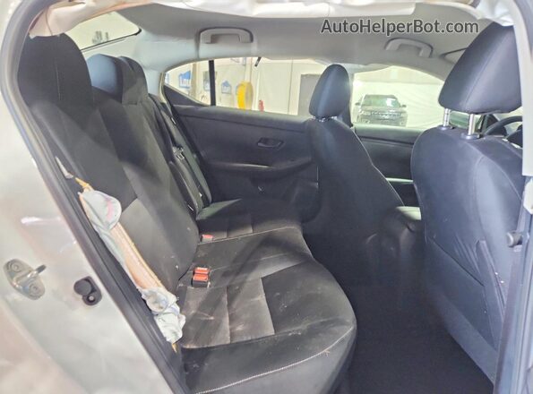 3N1AB8CV8RY345738 2024 NISSAN SENTRA White Հետևի նստատեղերի տեսք