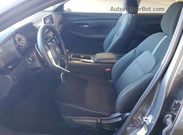 3N1AB8CV8SY304449 2025 NISSAN SENTRA Gray Front interior view