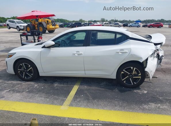 3N1AB8CV8SY363162 2025 NISSAN SENTRA White Widok wnętrza z tyłu