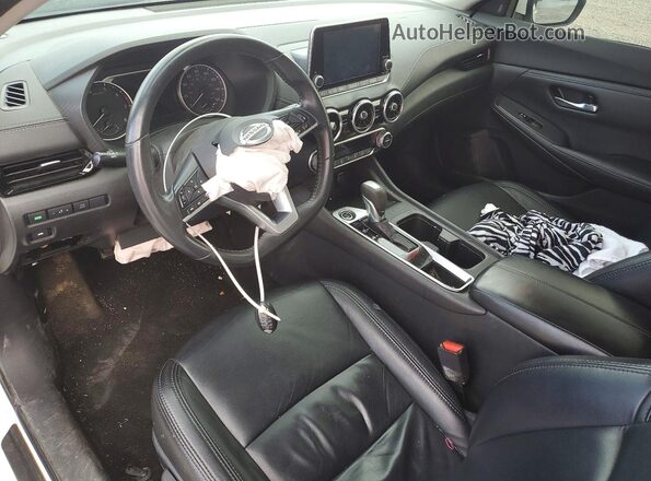 3N1AB8CV9MY208753 2021 NISSAN SENTRA Белый Вид панели приборов