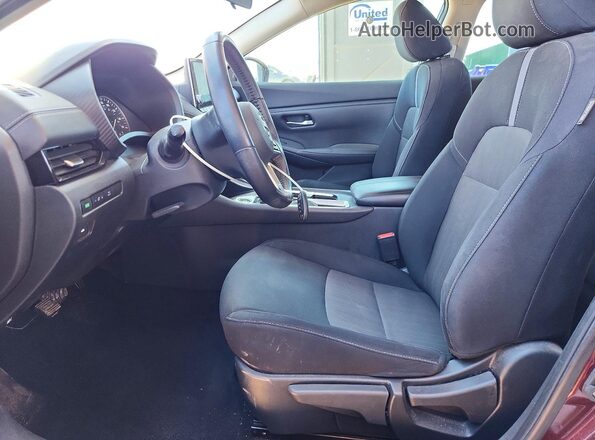 3N1AB8CV9MY267401 2021 NISSAN SENTRA Красный Вид салона спереди