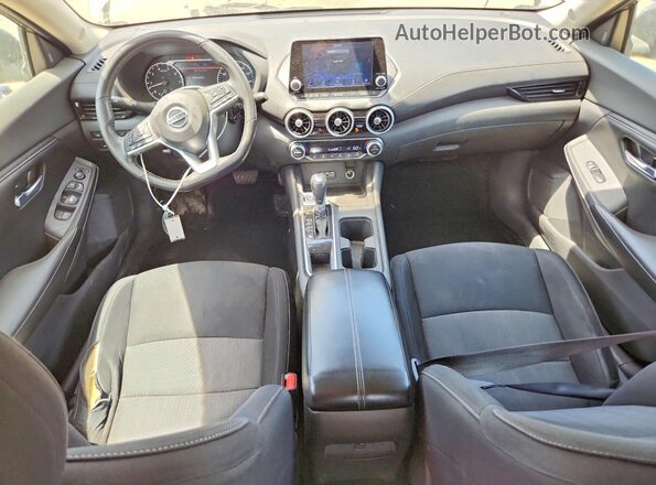 3N1AB8CV9MY285042 2021 NISSAN SENTRA Серый Вид панели приборов