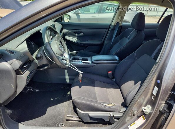 3N1AB8CV9MY285042 2021 NISSAN SENTRA Серый Вид салона спереди