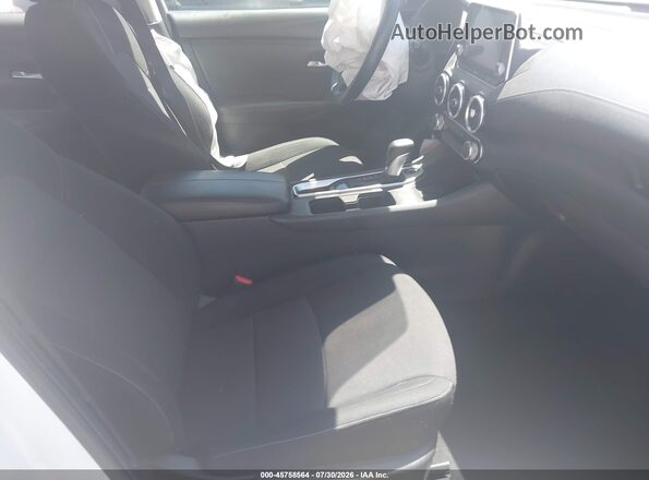 3N1AB8CV9PY255866 2023 NISSAN SENTRA Белый Вид салона спереди