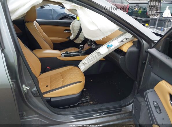 3N1AB8CV9RY223406 2024 NISSAN SENTRA Gray Front interior view
