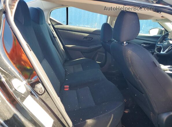 3N1AB8CV9RY253876 2024 NISSAN SENTRA Black Widok tylnych siedzeń