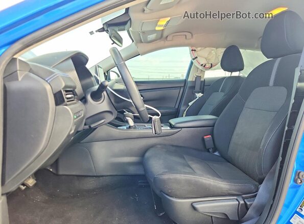 3N1AB8CV9RY313493 2024 NISSAN SENTRA Blue Սալոնի դիմացի տեսք