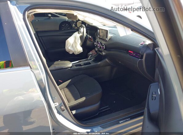 3N1AB8CV9SY419514 2025 NISSAN SENTRA Gray Вид салону спереду