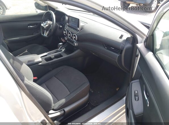 3N1AB8CVXPY246772 2023 NISSAN SENTRA Silver Սալոնի դիմացի տեսք
