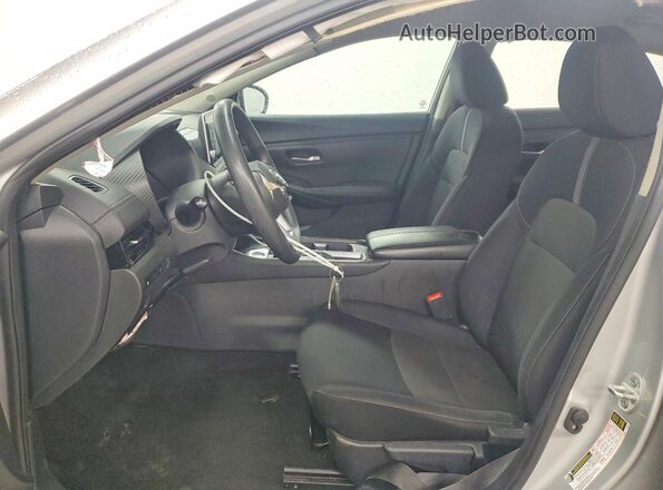 3N1AB8CVXPY279979 2023 NISSAN SENTRA Silver Вид салону спереду