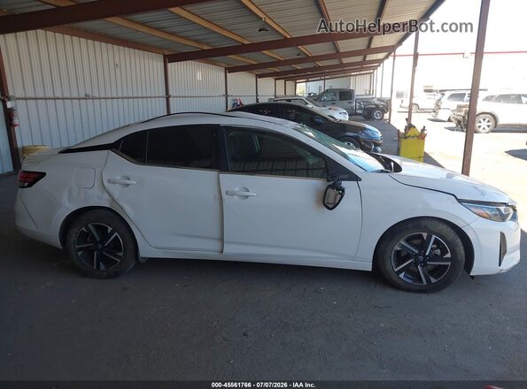 3N1AB8CVXRY269617 2024 NISSAN SENTRA White Widok wnętrza z tyłu