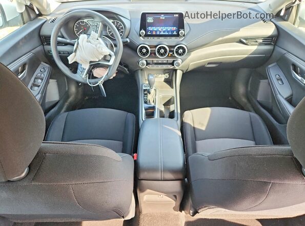3N1AB8CVXRY358278 2024 NISSAN SENTRA White Առջևի վահանակի տեսք