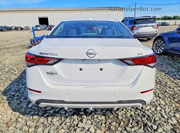 3N1AB8CVXRY358278 2024 NISSAN SENTRA White Հետևի տեսք