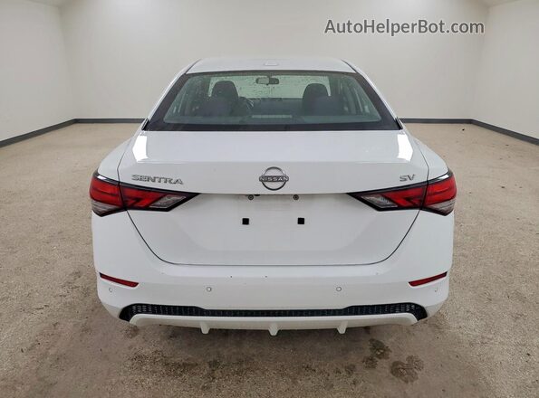 3N1AB8CVXRY372603 2024 NISSAN SENTRA White Հետևի տեսք