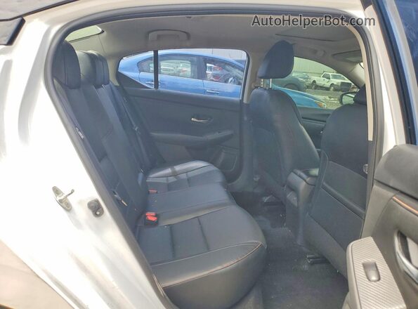 3N1AB8DV3PY316529 2023 NISSAN SENTRA White Հետևի նստատեղերի տեսք