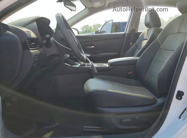 3N1AB8DV3SY328544 2025 NISSAN SENTRA White Widok wnętrza z przodu