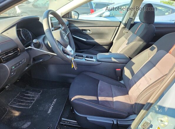 3N1AB8DV3SY366064 2025 NISSAN SENTRA Gray Front interior view