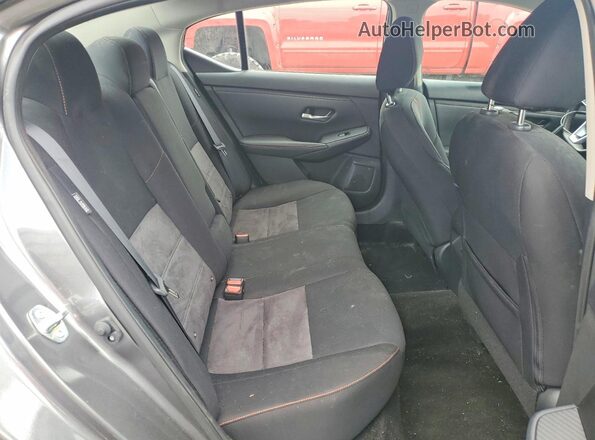 3N1AB8DV4PY322307 2023 NISSAN SENTRA Gray Հետևի նստատեղերի տեսք