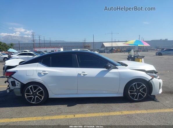 3N1AB8DV5RY357697 2024 NISSAN SENTRA White Vista interior de 360 grados