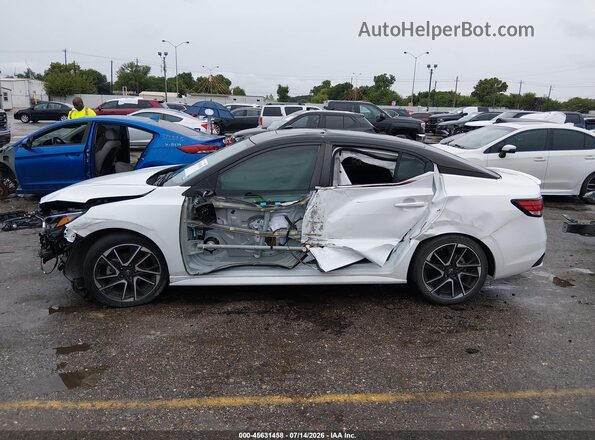 3N1AB8DV6RY276885 2024 NISSAN SENTRA Белый Вид задней части салона