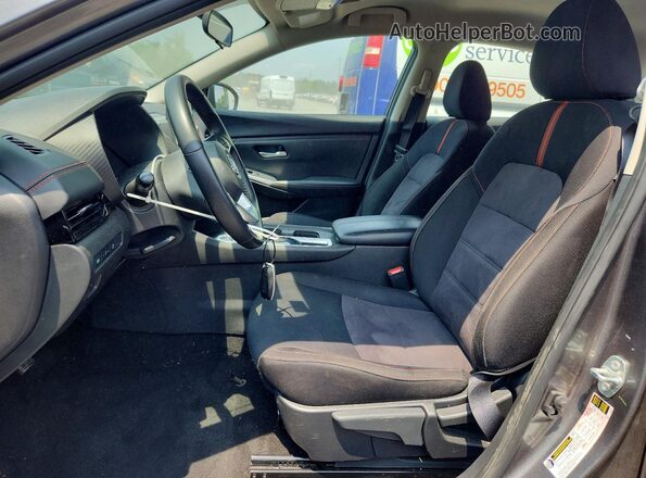 3N1AB8DV6SY311429 2025 NISSAN SENTRA Gray Vista interior delantera