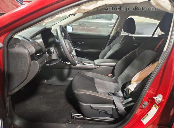 3N1AB8DV7MY232905 2021 NISSAN SENTRA Красный Вид салона спереди