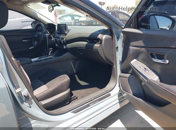 3N1AB8DV7RY331537 2024 NISSAN SENTRA Синий Вид салона спереди