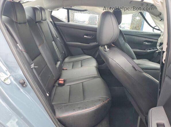 3N1AB8DV9RY303304 2024 NISSAN SENTRA Blue Vista de los asientos traseros