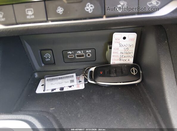 3N1AB8DV9SY310825 2025 NISSAN SENTRA Черный Вид панели приборов