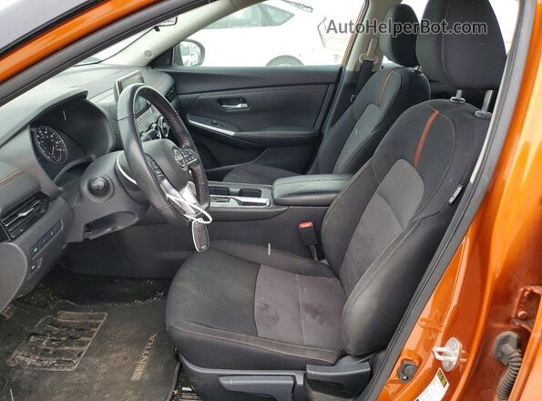 3N1AB8DVXRY342242 2024 NISSAN SENTRA Оранжевый Вид салона спереди