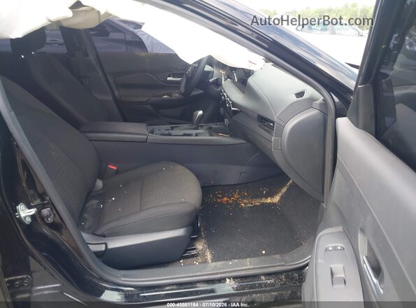 3N1AB9BV9TY228457 2026 NISSAN SENTRA Black Вид салону спереду