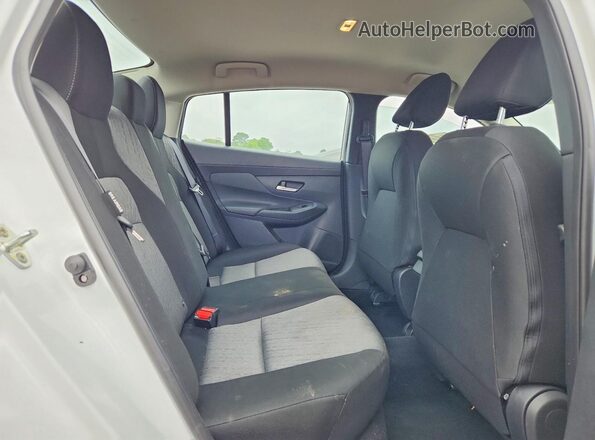 3N1AB9CV2TY252744 2026 NISSAN SENTRA Белый Вид задних сидений