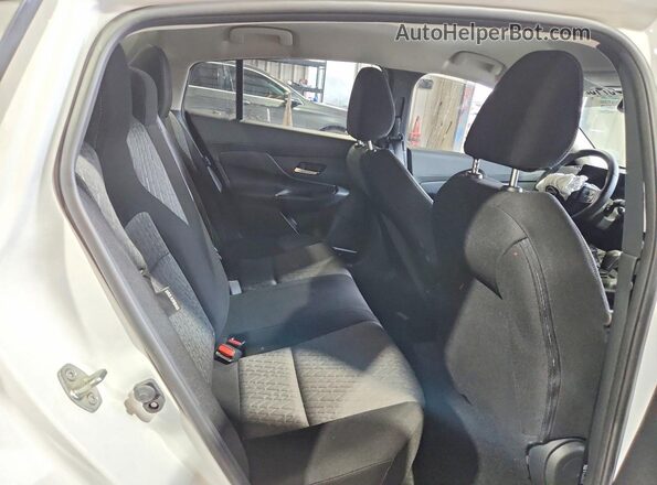 3N1AB9CV5TY208558 2026 NISSAN SENTRA White უკანა სავარძლების ხედი