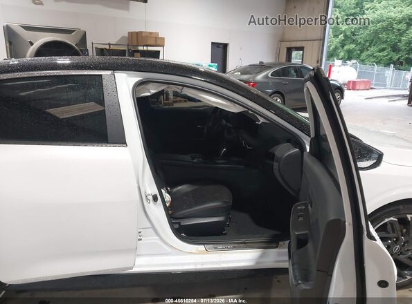 3N1AB9DV1TY242365 2026 NISSAN SENTRA White Вид салону спереду