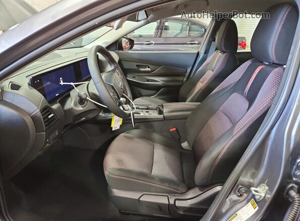3N1AB9DV2TY280932 2026 NISSAN SENTRA Gray Front interior view